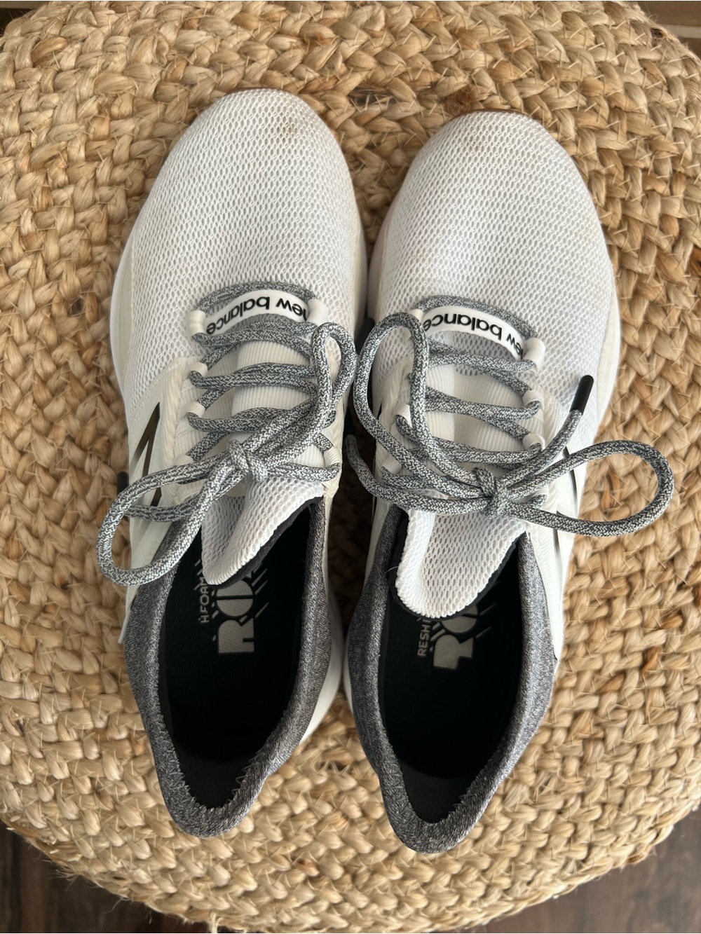 NEW BALANCE ROAV V1 SNEAKERS - Picture 5 of 6